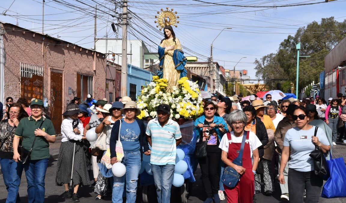 Fieles De Calama Celebran A La Inmaculada Concepci N Con Procesi N Y Mensaje De Esperanza